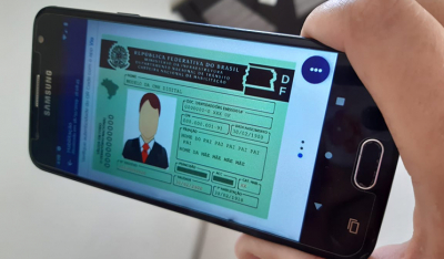 O app da Carteira Digital de Trânsito oferece a opção de você gerenciar seus documentos de habilitação e do veículo, direto do seu celular, com o mesmo valor legal dos documentos impressos. Além disso, traz informações valiosas: vencimento da sua CNH, aviso de recall para o seu veículo e outras comunicações essenciais.
