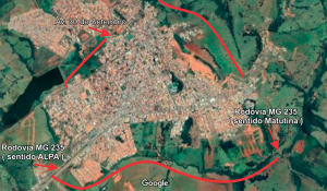 No mapa acima, as linhas vermelhas traçam demandas represadas. A construção de avenidas nesses pontos é medida necessária e inevitável, e que já deveriam há muito tempo estar no radar das políticas públicas, como projetos de reestruturação da malha viária da cidade.  A proporção de um veículo para cada dois habitantes exerce enorme pressão na malha viária da cidade. Associa-se a esta frota excessiva, um outro complicador: a falta de rotas e corredores alternativos no entorno da cidade. Somados, esses dois cenários revelam, além de um déficit nos investimentos,  a consequente saturação do trânsito em São Gotardo.