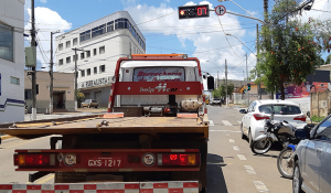 Semáforos da avenida Rui Barbosa carecem de sincronia